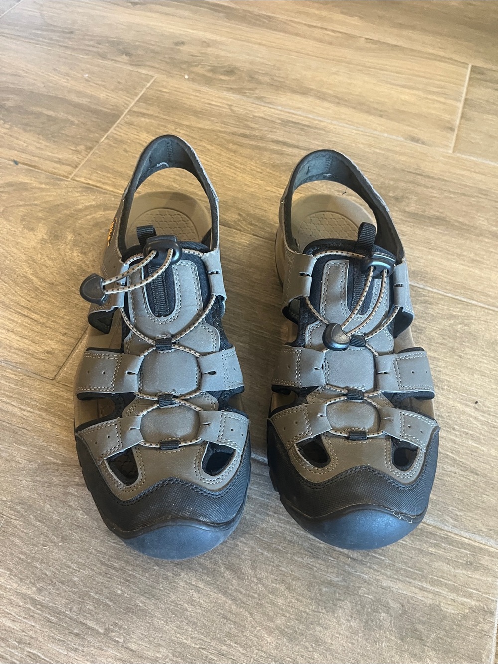 Men's Athletic Sandal - Grey/Black Comfortable Outdoor Shoe